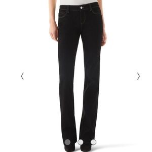 White House Black Market Blanc Boot Leg Jeans